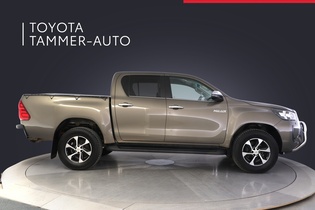 Toyota Hilux vaihtoauto