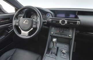 Lexus RC vaihtoauto