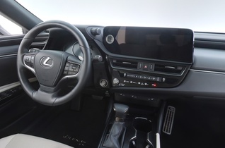 Lexus ES vaihtoauto