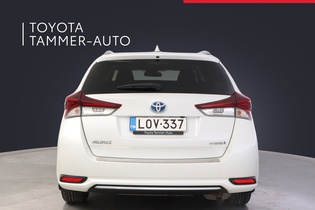 Toyota Auris vaihtoauto