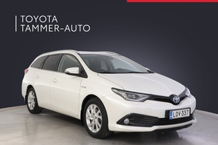 Toyota Auris vaihtoauto