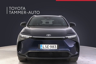 Toyota bZ4X vaihtoauto