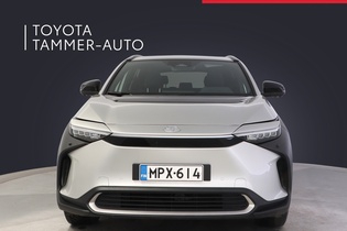 Toyota bZ4X vaihtoauto