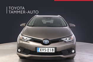 Toyota Auris vaihtoauto