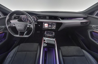 Audi e-tron vaihtoauto