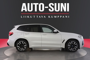 BMW iX3 vaihtoauto