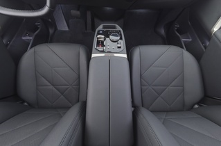 BMW iX vaihtoauto