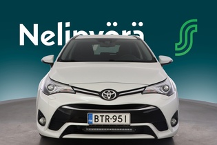 Toyota Avensis vaihtoauto