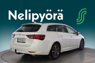 Toyota Avensis vaihtoauto