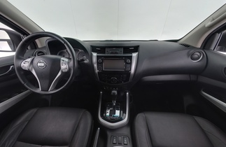 Nissan Navara vaihtoauto