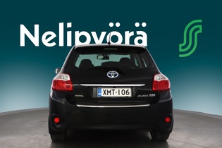 Toyota Auris vaihtoauto