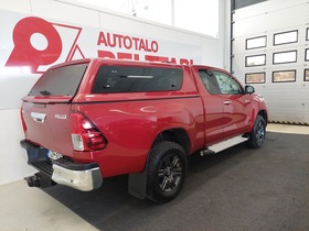 Toyota Hilux vaihtoauto