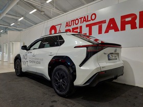 Toyota bZ4X vaihtoauto