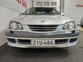Toyota Avensis vaihtoauto