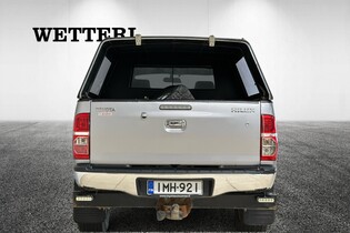 Toyota Hilux vaihtoauto