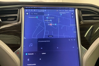 Tesla Model S vaihtoauto