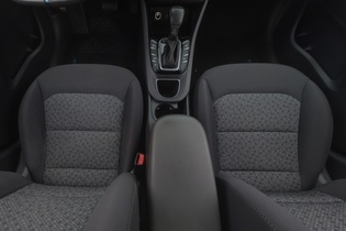 Hyundai IONIQ plug-in vaihtoauto