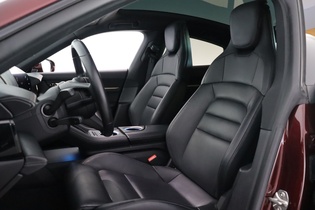 Porsche Taycan vaihtoauto