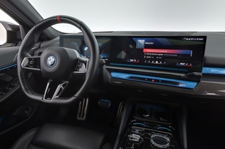 BMW i5 M60 vaihtoauto