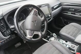 Mitsubishi Outlander PHEV vaihtoauto