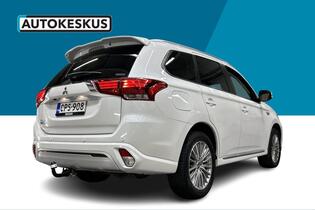 Mitsubishi Outlander PHEV vaihtoauto