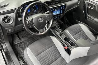 Toyota Auris vaihtoauto