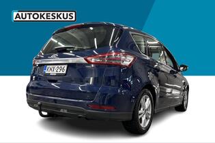 Ford S-MAX vaihtoauto