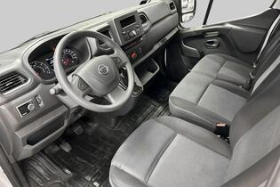 Nissan NV400 vaihtoauto