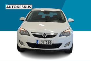 Opel Astra vaihtoauto