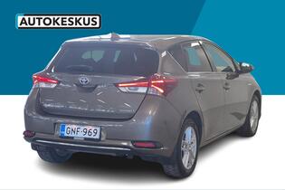 Toyota Auris vaihtoauto