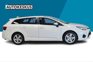 Toyota Avensis vaihtoauto