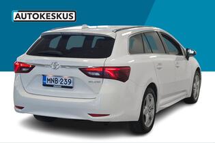 Toyota Avensis vaihtoauto