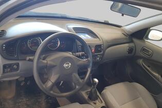 Nissan Almera vaihtoauto