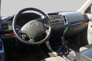 Toyota Land Cruiser vaihtoauto