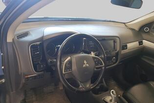Mitsubishi Outlander PHEV vaihtoauto