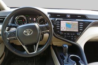 Toyota Camry vaihtoauto