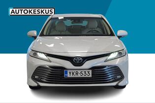 Toyota Camry vaihtoauto