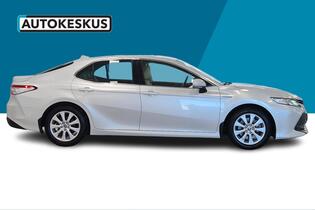 Toyota Camry vaihtoauto