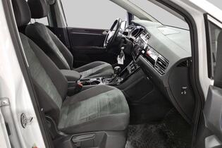 Volkswagen Touran vaihtoauto