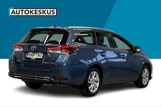 Toyota Auris vaihtoauto