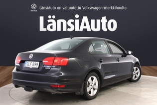 Volkswagen Jetta vaihtoauto