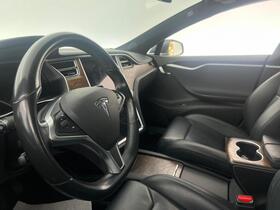 Tesla Model S vaihtoauto