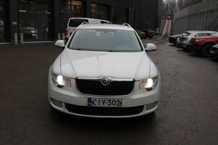 Skoda Superb vaihtoauto