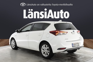 Toyota Auris vaihtoauto