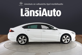 Opel Insignia vaihtoauto