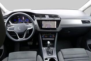Volkswagen Touran vaihtoauto