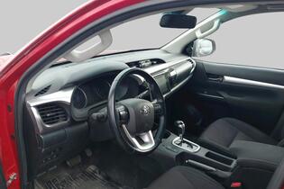 Toyota Hilux vaihtoauto