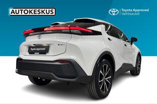 Toyota C-HR vaihtoauto