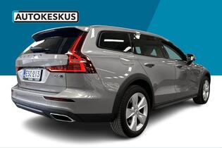 Volvo V60 Cross Country vaihtoauto