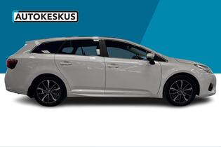 Toyota Avensis vaihtoauto